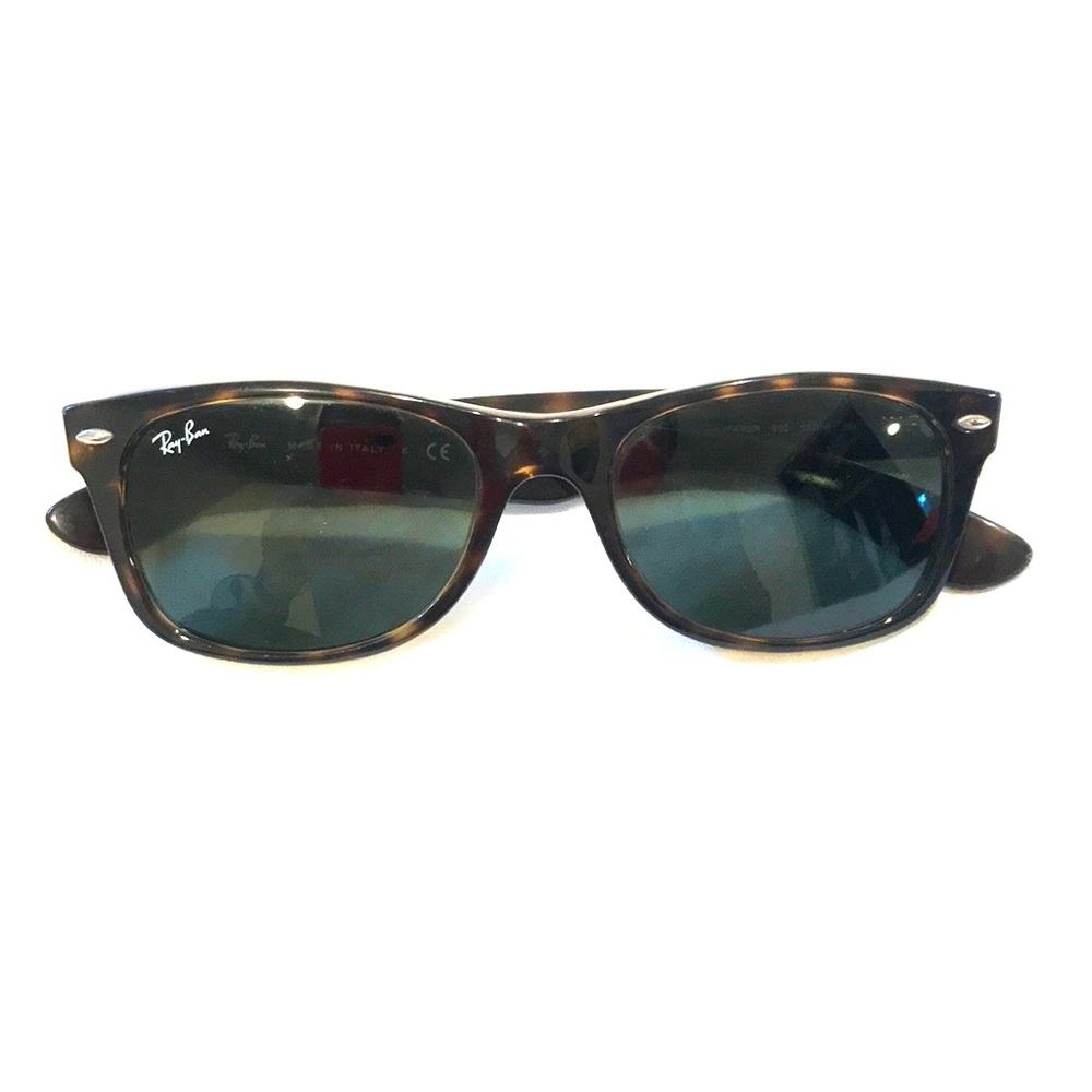 Ray-Ban tortoise wayfarer